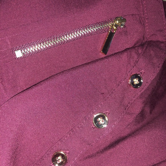 V-neck blouse - Picture 5 of 5